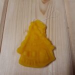 Vánoční ozdoby z včelího vosku - perníková chaloupka