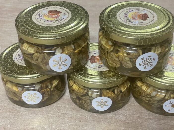 Vlašské ořechy v akátovém medu 250g - Obrázek 2