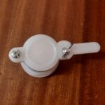 Vypouštěcí ventil bílý plastový