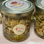 Vlašské ořechy v akátovém medu 170g