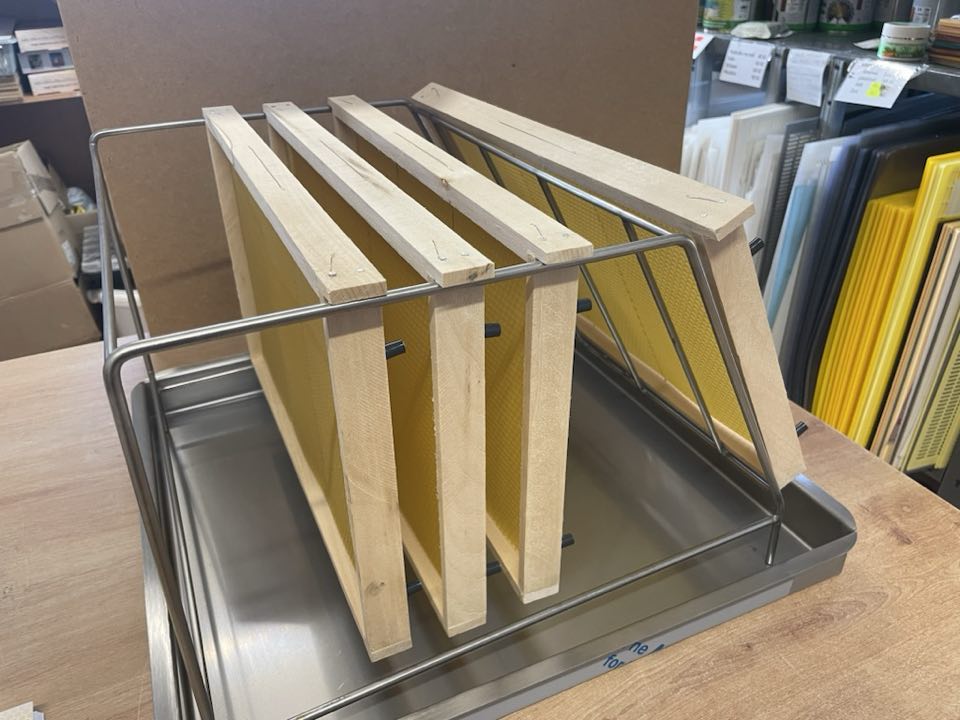 talir.jpg Odvíčkovací talíř nerez s odkládáním - Obrázek 1